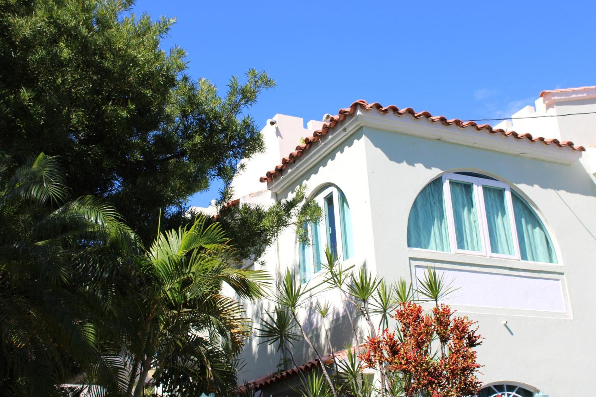 Numero Uno Beach Apartments San Juan Dış mekan fotoğraf