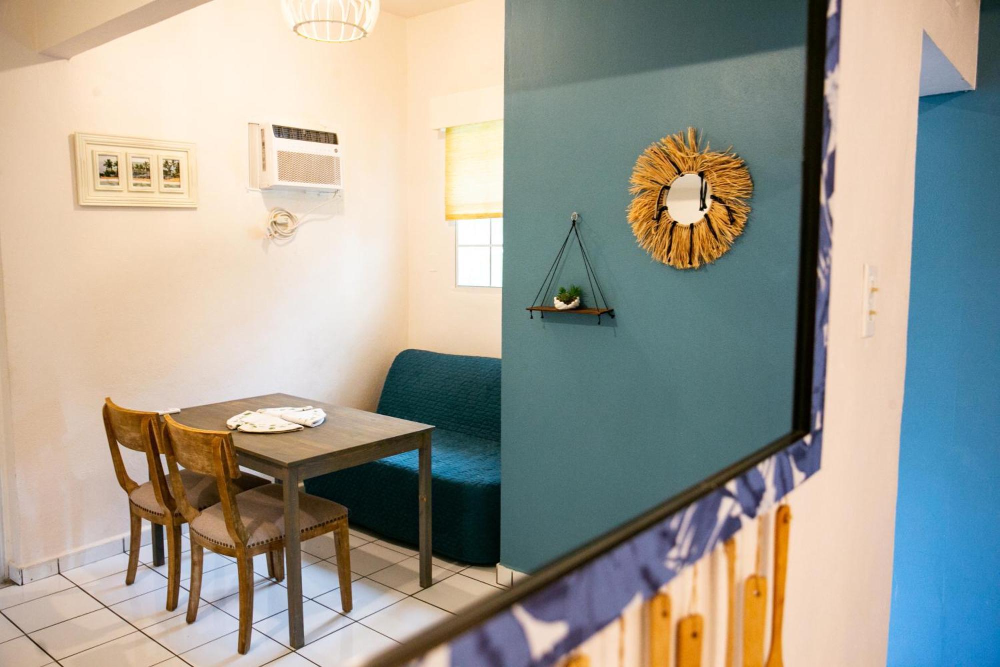 Numero Uno Beach Apartments San Juan Dış mekan fotoğraf